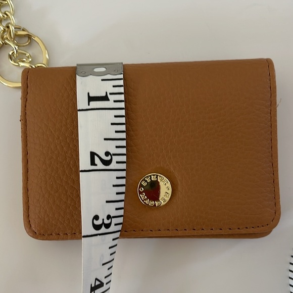 NWOT Steve Madden wristlet with removable strap and change purse with keychain. - Picture 10 of 11